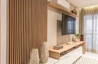 Montagem e Instalação de Painel Ripado